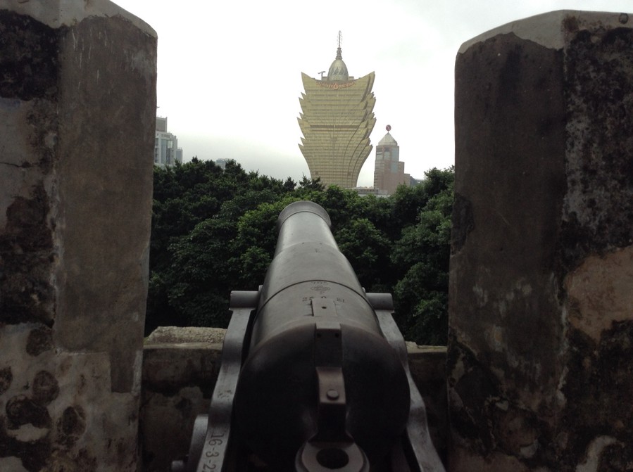 The cannon and the Casino